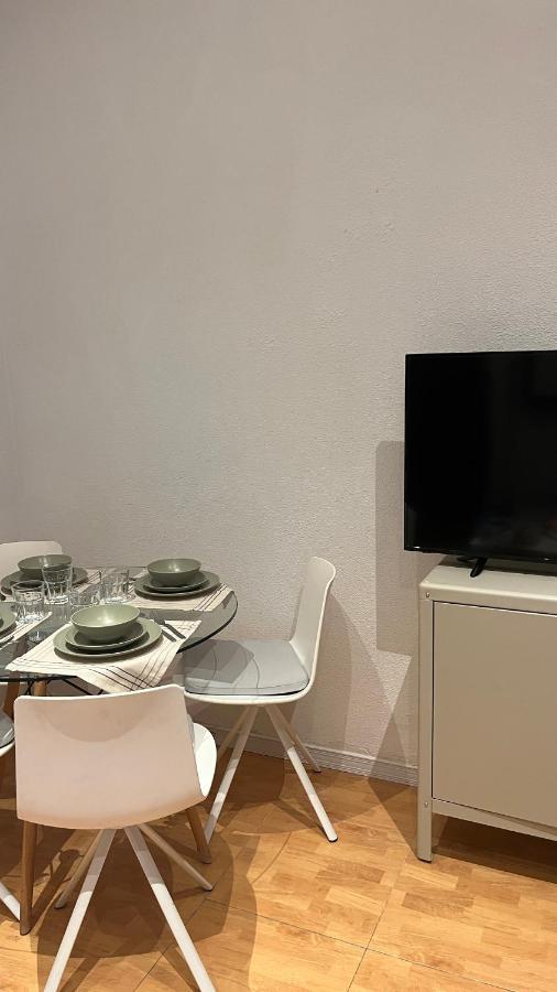 شقة مدريد  في Piso En Valdeacederas المظهر الخارجي الصورة